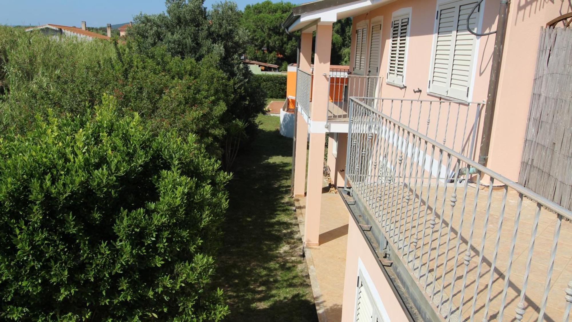 Casa Vacanze Giovanna Сант'Анна-Аррези Экстерьер фото